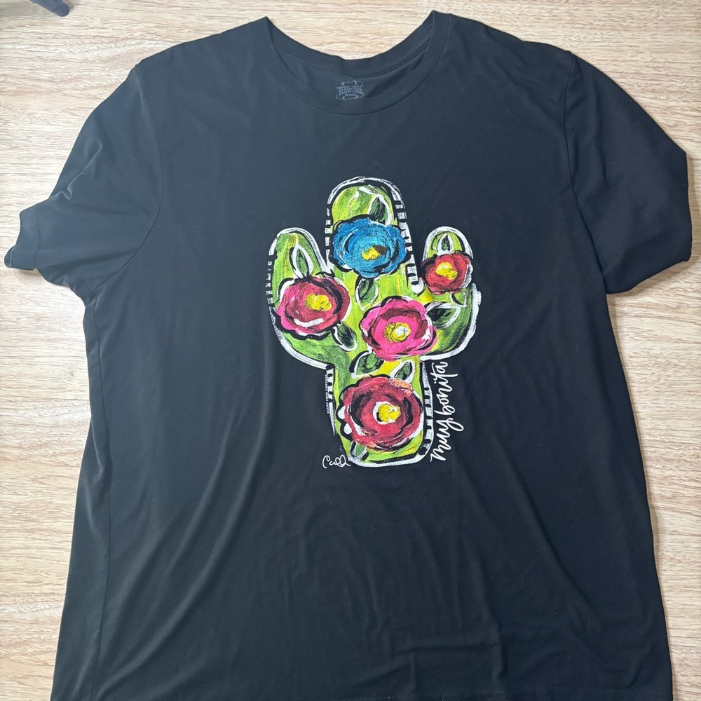 Texas True Threads Black Graphic T-Shirt